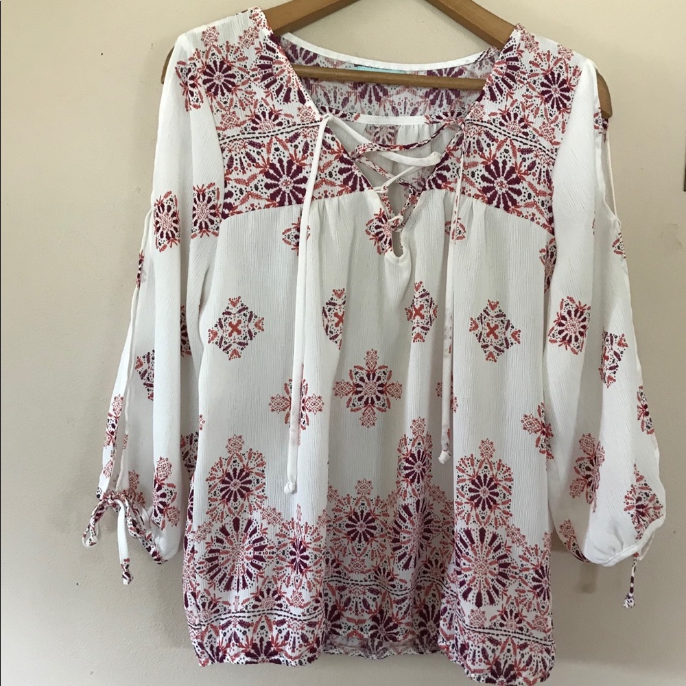 EUC Maurices flowing open shoulder XL top